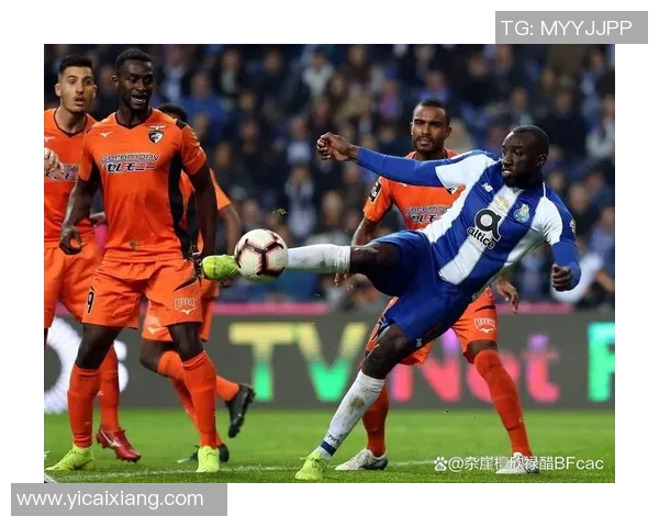 英超精彩对决波尔图大胜本菲卡神扑瞬间引发全场热烈欢呼